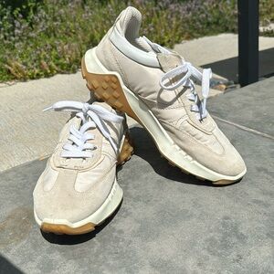 Ecco sneakers size 39